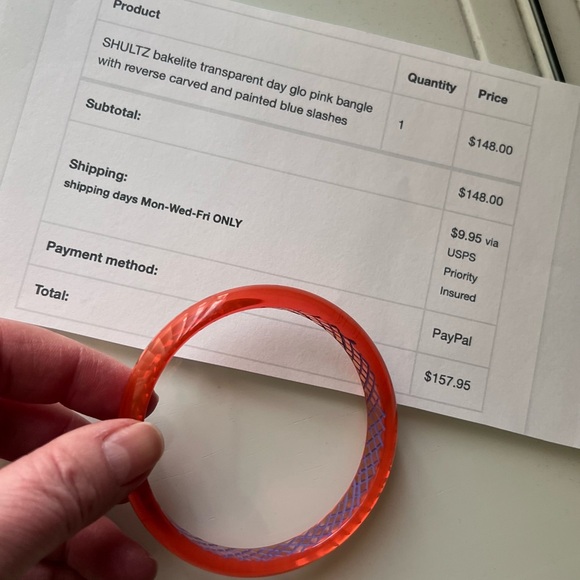 Unique Bakelite Bangle - Picture 3 of 5